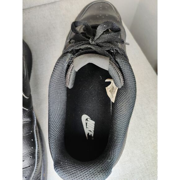 NIKE
COURT VISION LOW
MENS LIFESTYLE SHOES Size 11 - Picture 4 of 9